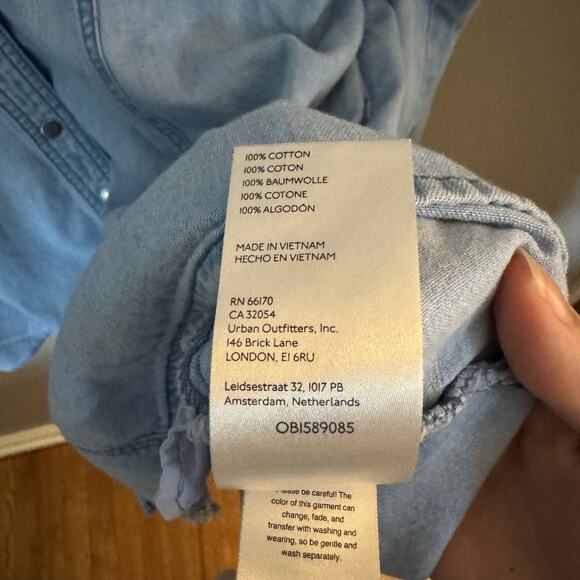 WE THE FREE Sammi Denim Mini Blue Size Medium Casual comfort long sleeve - Picture 7 of 8